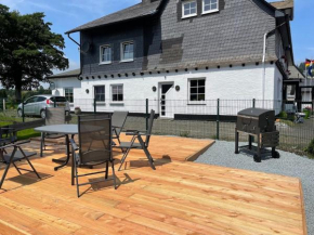 Holiday home in Winterberg-Neuastenberg across from the skiing area